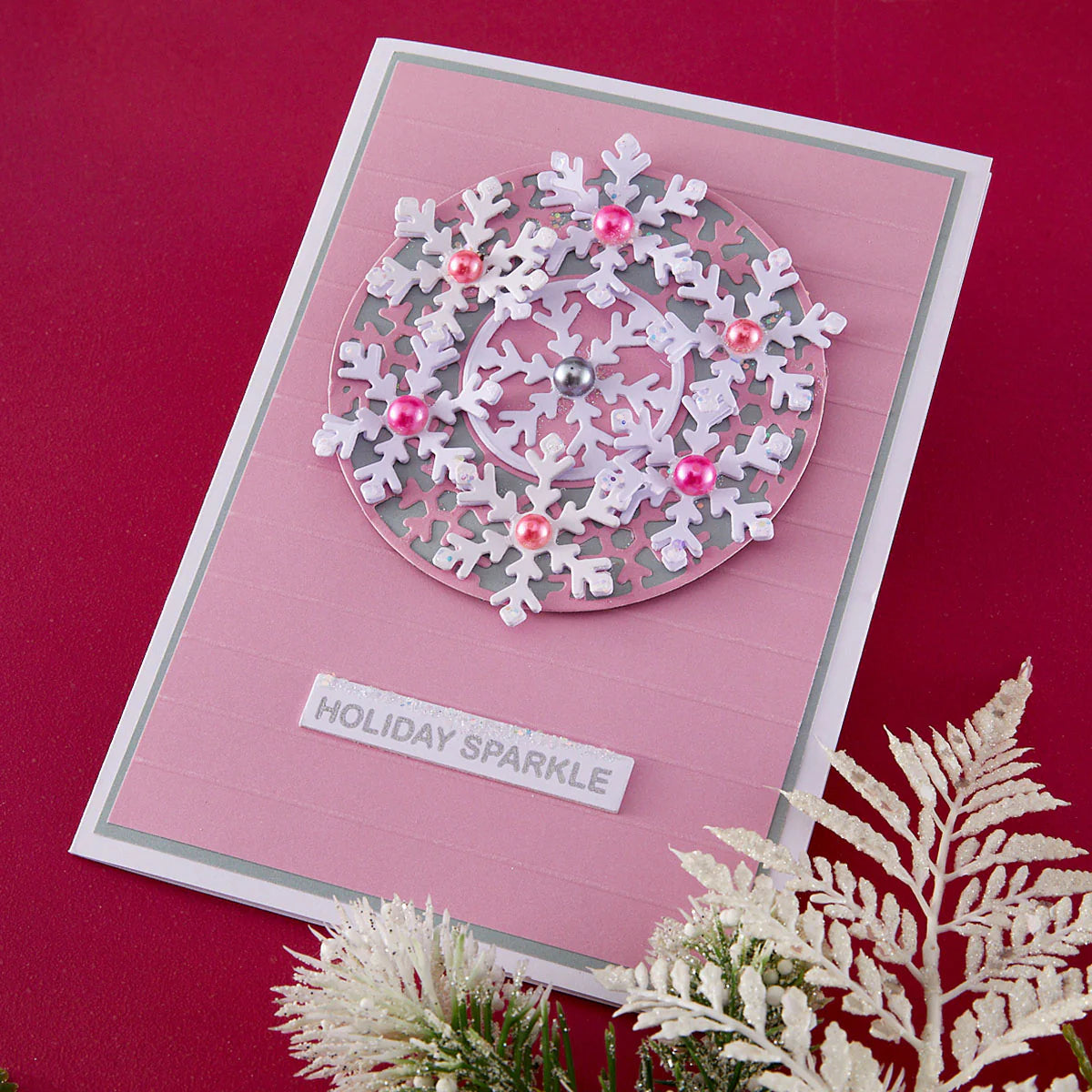 Spellbinders - Snowflake Wreath Etched Dies by Lisa Horton - S5-763